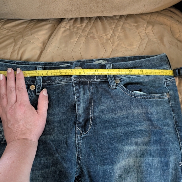 Seven7 Embroidered Jeans - Picture 11 of 11